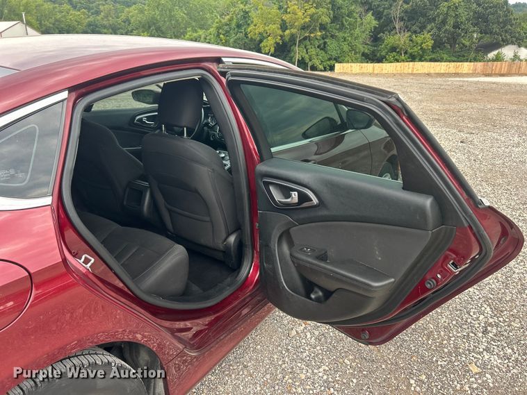 image for item EK8488 2015 Chrysler 200 