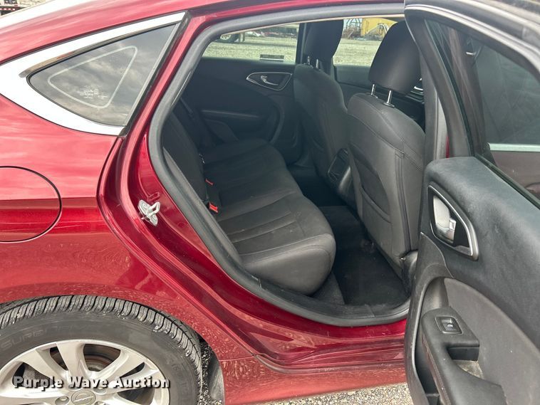 image for item EK8488 2015 Chrysler 200 