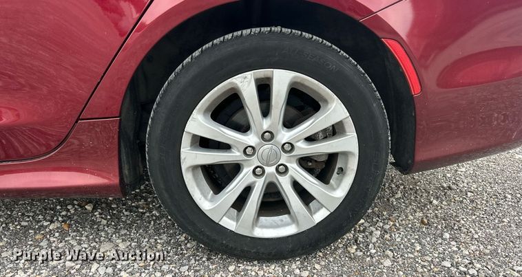 image for item EK8488 2015 Chrysler 200 