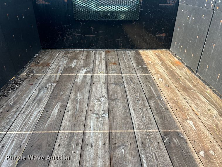 image for item EK8493 2009 Ford F250 Super Duty XL flatbed pickup truck