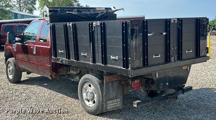 image for item EK8494 2010 Ford F250 Super Duty XLT SuperCab flatbed pickup truck
