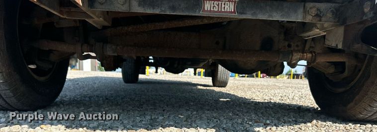 image for item EK8494 2010 Ford F250 Super Duty XLT SuperCab flatbed pickup truck