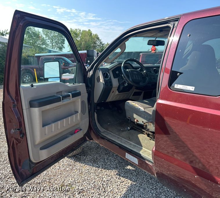 image for item EK8494 2010 Ford F250 Super Duty XLT SuperCab flatbed pickup truck