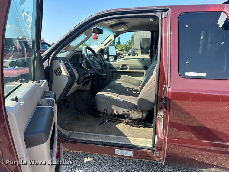 image for item EK8494 2010 Ford F250 Super Duty XLT SuperCab flatbed pickup truck