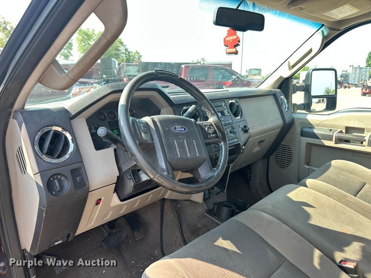 image for item EK8494 2010 Ford F250 Super Duty XLT SuperCab flatbed pickup truck