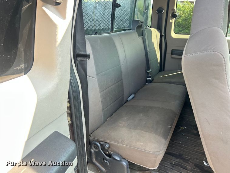 image for item EK8494 2010 Ford F250 Super Duty XLT SuperCab flatbed pickup truck