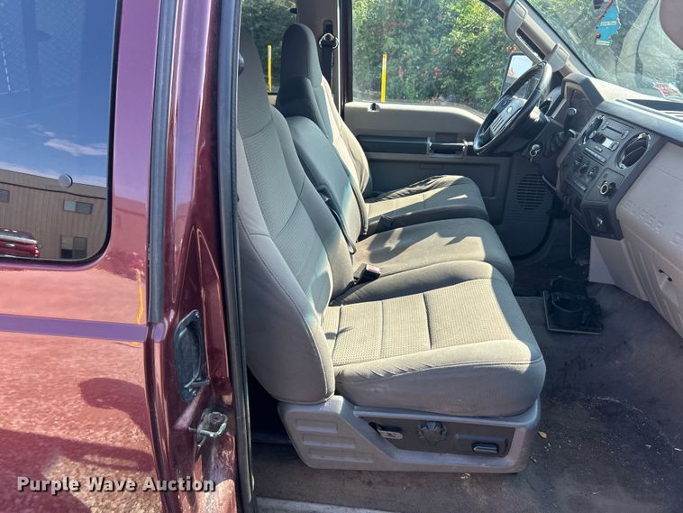 image for item EK8494 2010 Ford F250 Super Duty XLT SuperCab flatbed pickup truck