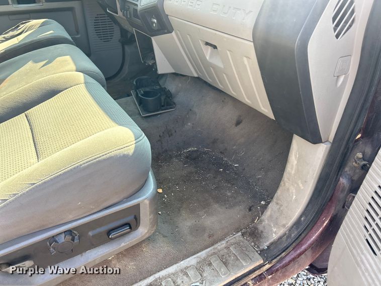 image for item EK8494 2010 Ford F250 Super Duty XLT SuperCab flatbed pickup truck