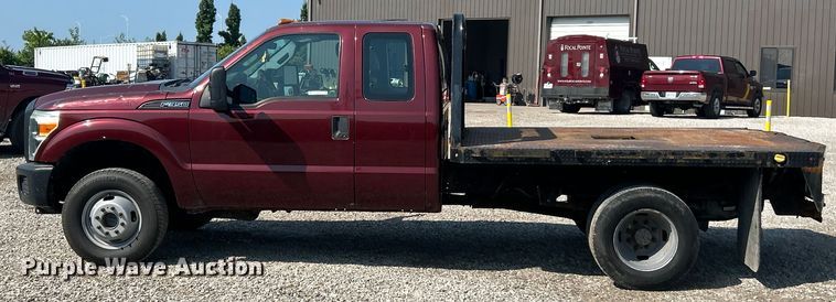 image for item EK8495 2012 Ford F350 Super Duty XL SuperCab flatbed pickup truck