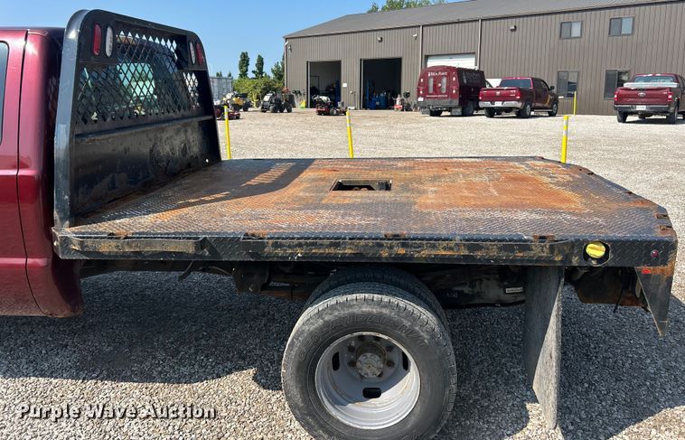 image for item EK8495 2012 Ford F350 Super Duty XL SuperCab flatbed pickup truck