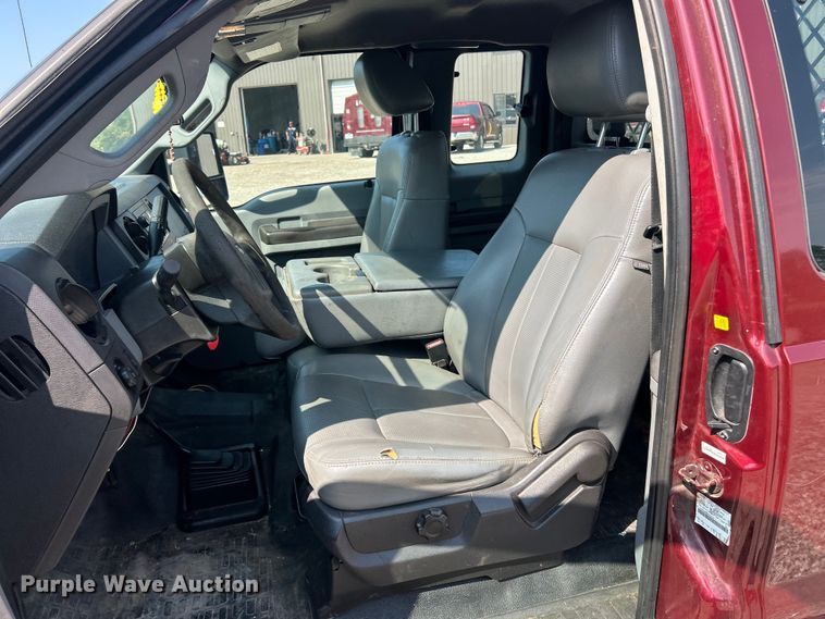 image for item EK8495 2012 Ford F350 Super Duty XL SuperCab flatbed pickup truck