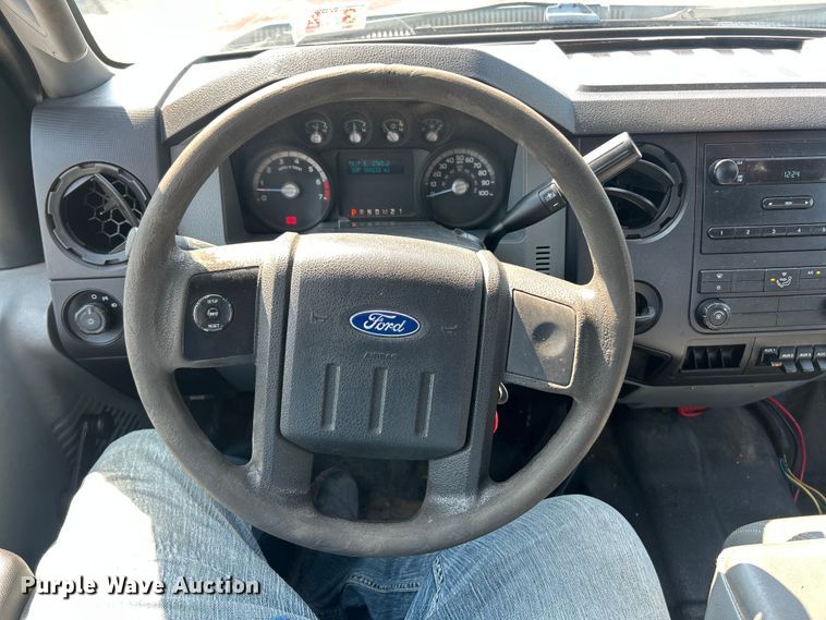 image for item EK8495 2012 Ford F350 Super Duty XL SuperCab flatbed pickup truck