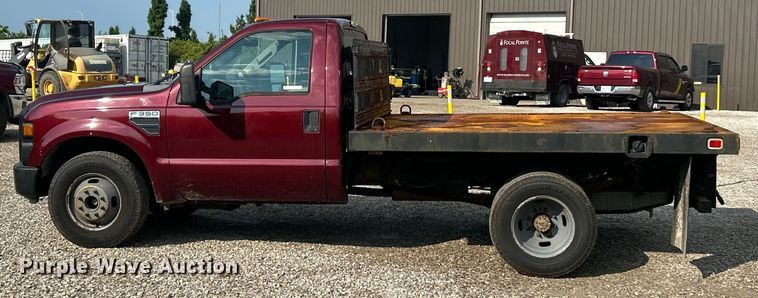 image for item EK8496 2009 Ford F350 Super Duty XL flatbed pickup truck