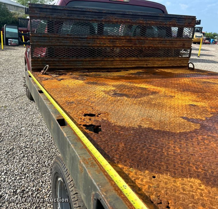 image for item EK8496 2009 Ford F350 Super Duty XL flatbed pickup truck