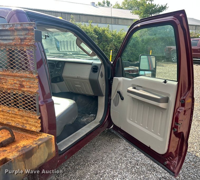 image for item EK8496 2009 Ford F350 Super Duty XL flatbed pickup truck