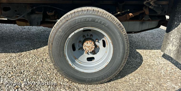 image for item EK8496 2009 Ford F350 Super Duty XL flatbed pickup truck