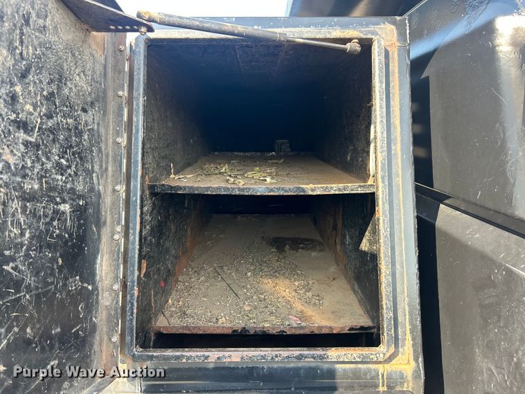 image for item EK8497 2015 Ford F450 Super Duty XL dump truck