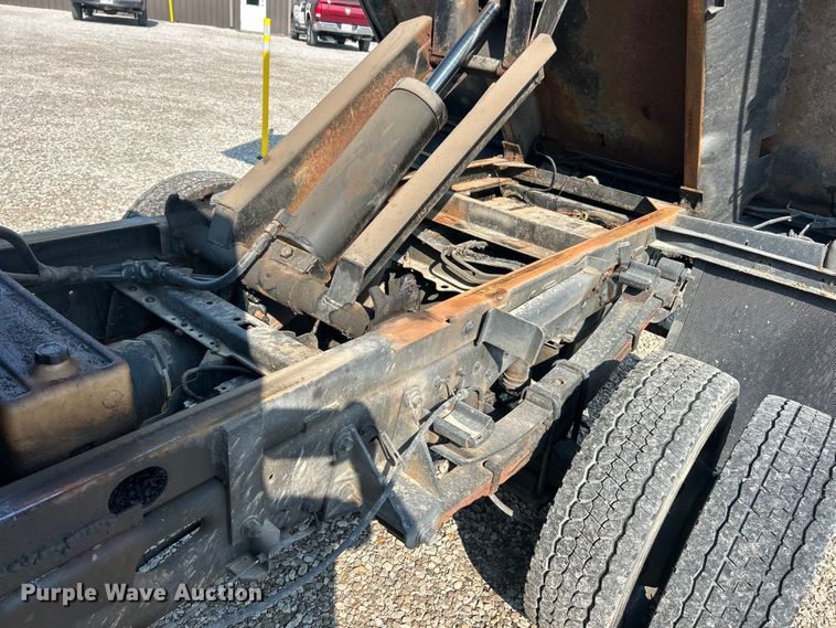 image for item EK8497 2015 Ford F450 Super Duty XL dump truck