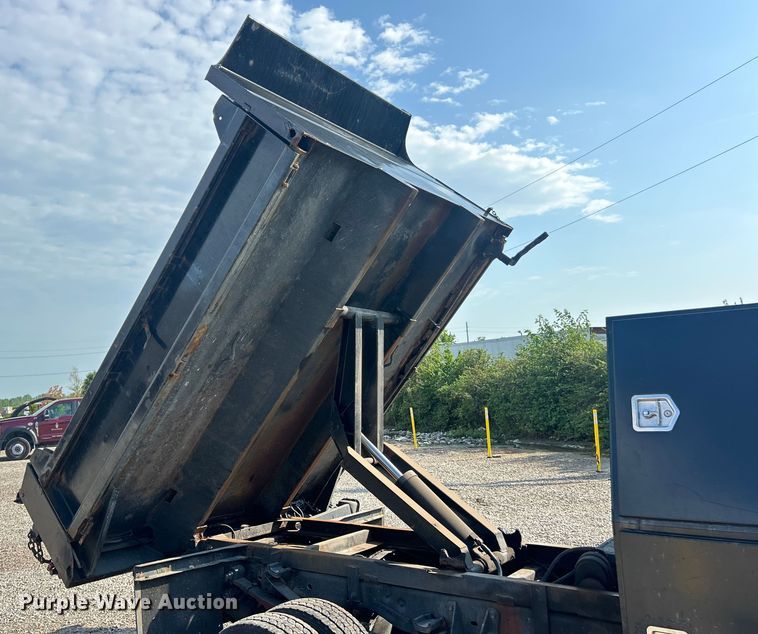 image for item EK8497 2015 Ford F450 Super Duty XL dump truck