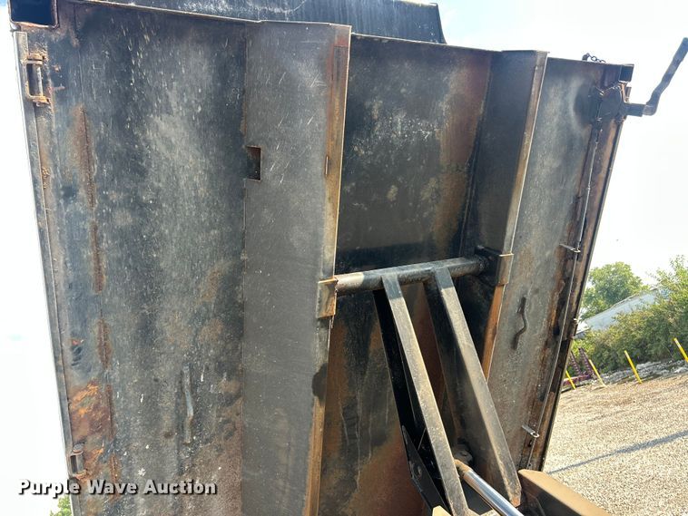 image for item EK8497 2015 Ford F450 Super Duty XL dump truck