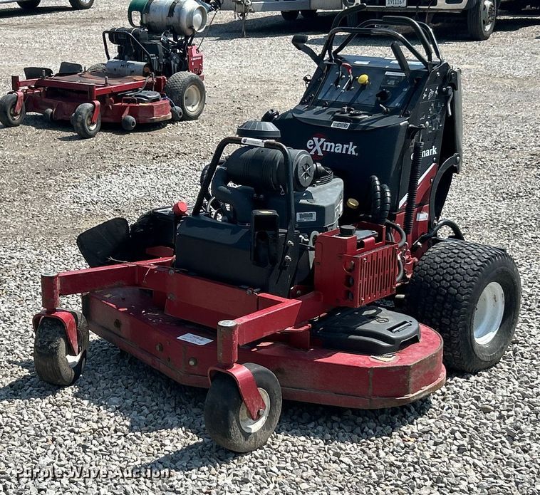 image for item EK8499 2015 Exmark S Series ZTR lawn mower