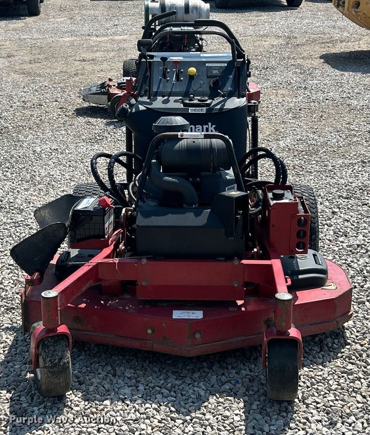 image for item EK8499 2015 Exmark S Series ZTR lawn mower