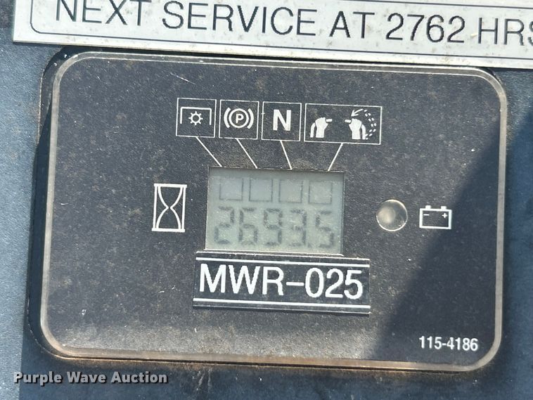 image for item EK8499 2015 Exmark S Series ZTR lawn mower