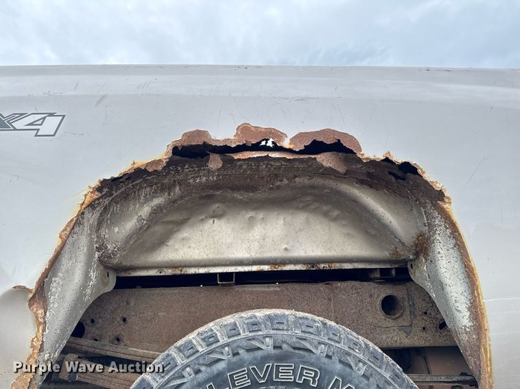 image for item EM2208 2009 Chevrolet Silverado 2500HD pickup truck