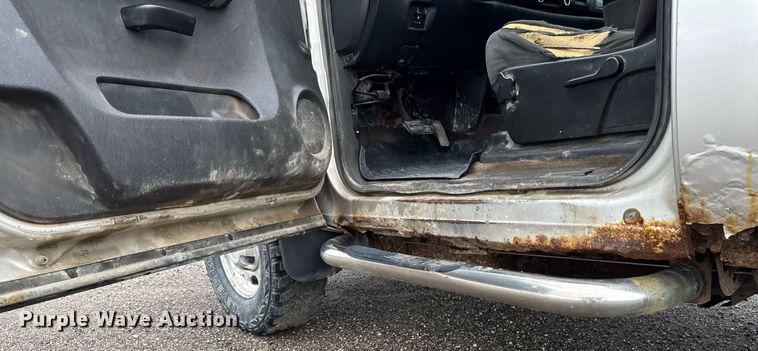 image for item EM2208 2009 Chevrolet Silverado 2500HD pickup truck