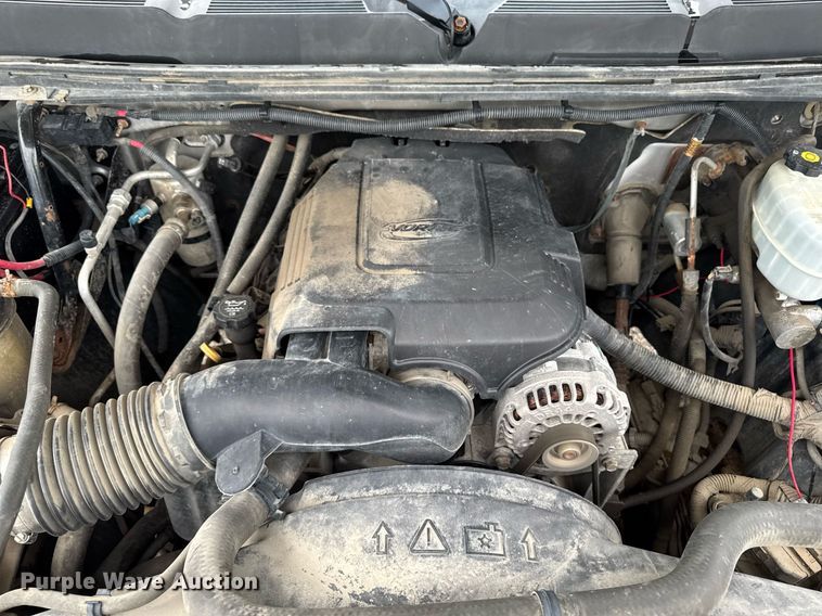 image for item EM2208 2009 Chevrolet Silverado 2500HD pickup truck