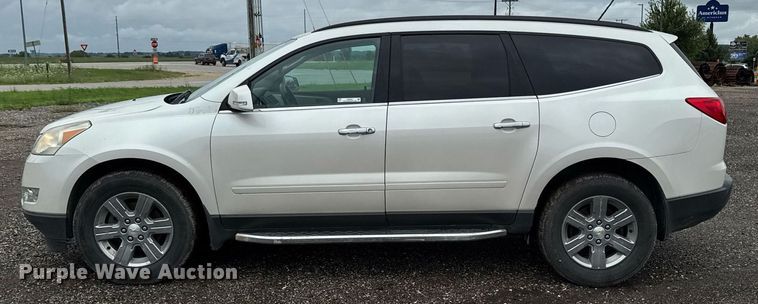 image for item EM2224 2011 Chevrolet Traverse LT SUV