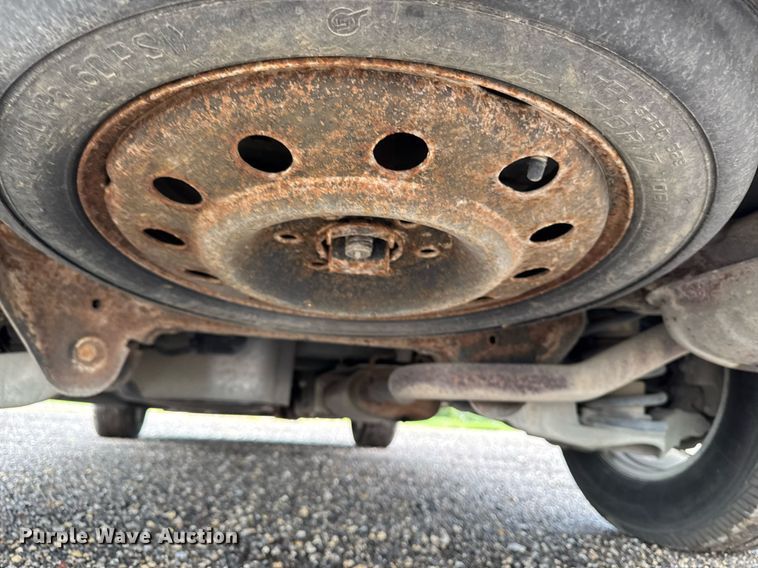 image for item EM2224 2011 Chevrolet Traverse LT SUV