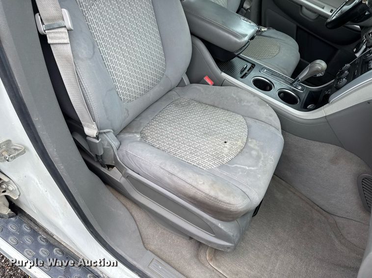 image for item EM2224 2011 Chevrolet Traverse LT SUV