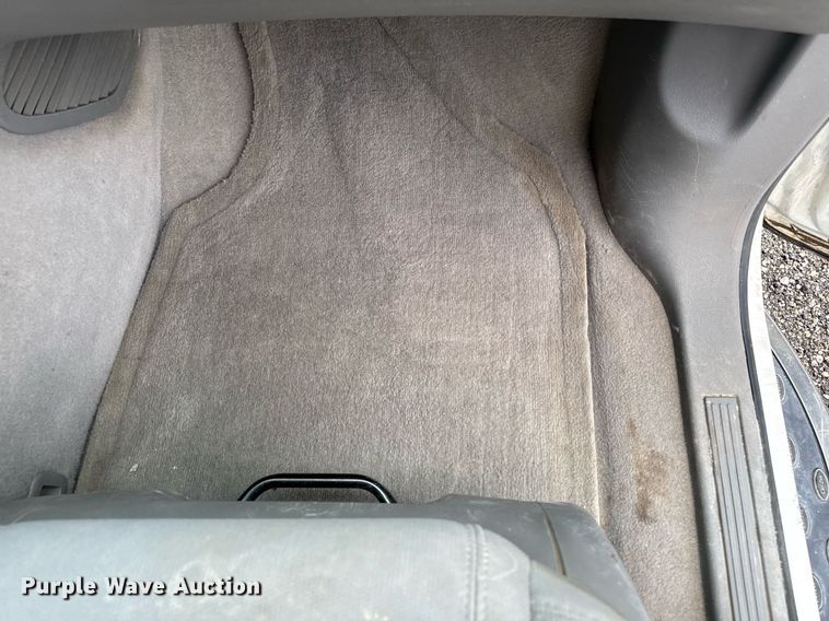 image for item EM2224 2011 Chevrolet Traverse LT SUV