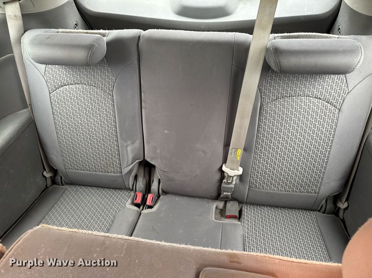 image for item EM2224 2011 Chevrolet Traverse LT SUV