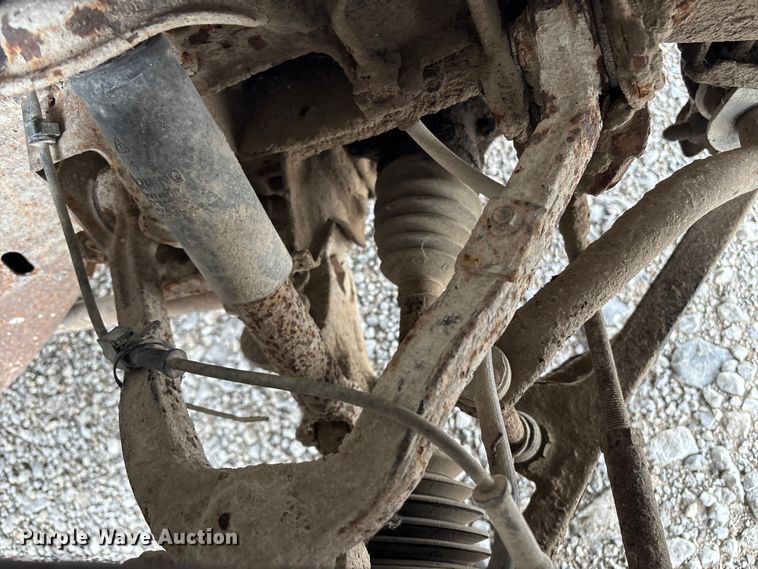 image for item EM2226 2002 Chevrolet Silverado 1500 Ext. Cab pickup truck