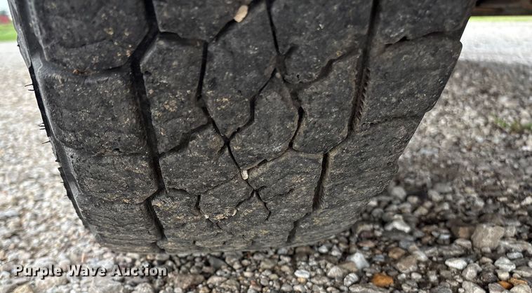 image for item EM2226 2002 Chevrolet Silverado 1500 Ext. Cab pickup truck