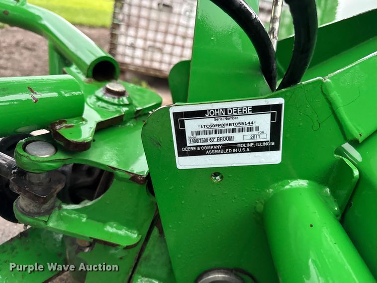 image for item EM2265 2011 John Deere 1400/1500 broom