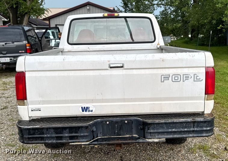 image for item EM2268 1996 Ford F150 pickup truck