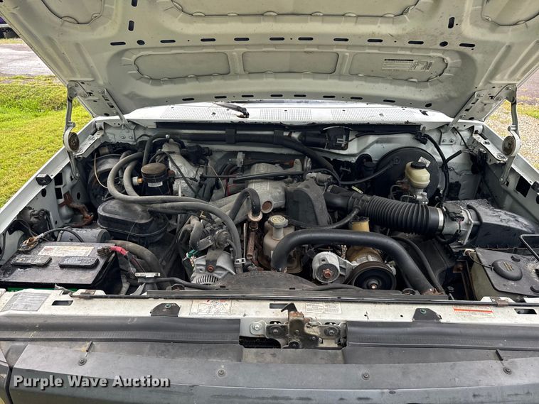 image for item EM2268 1996 Ford F150 pickup truck