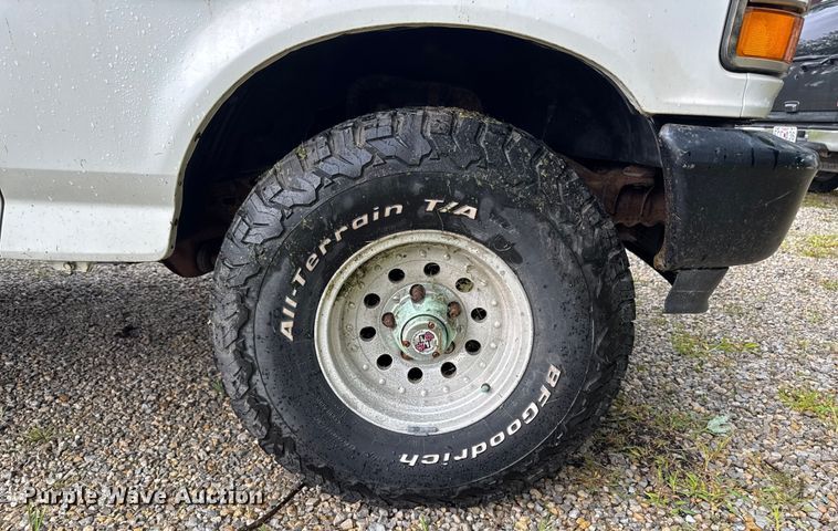 image for item EM2268 1996 Ford F150 pickup truck