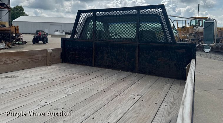 image for item EM2278 1995 Chevrolet C3500 flatbed pickup truck