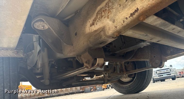 image for item EM2278 1995 Chevrolet C3500 flatbed pickup truck