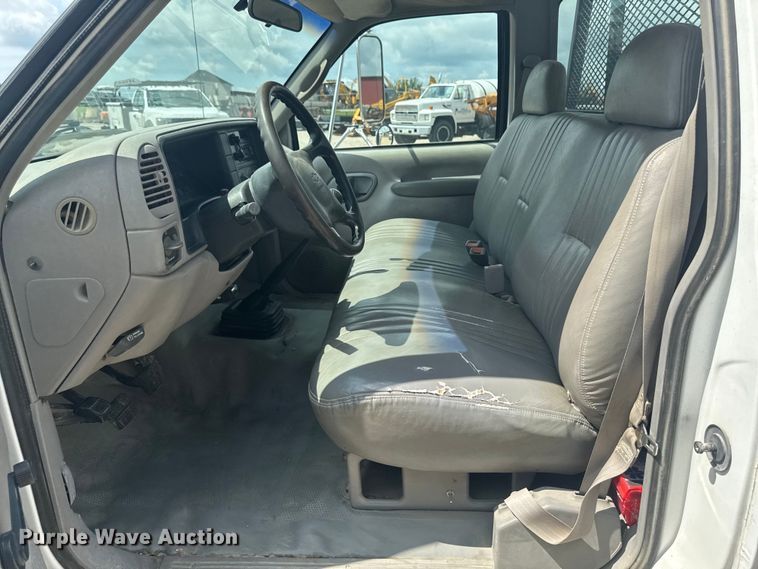 image for item EM2278 1995 Chevrolet C3500 flatbed pickup truck