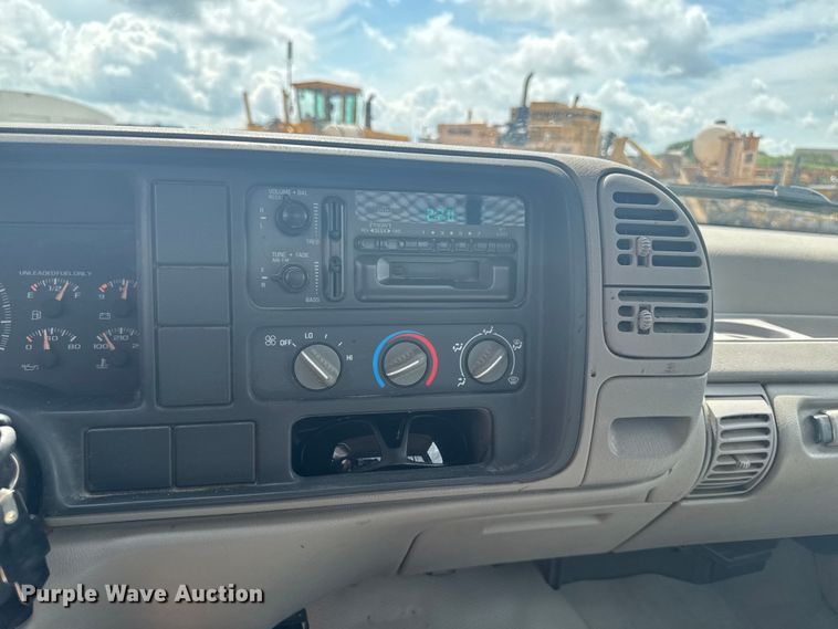 image for item EM2278 1995 Chevrolet C3500 flatbed pickup truck