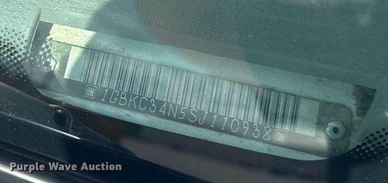 image for item EM2278 1995 Chevrolet C3500 flatbed pickup truck