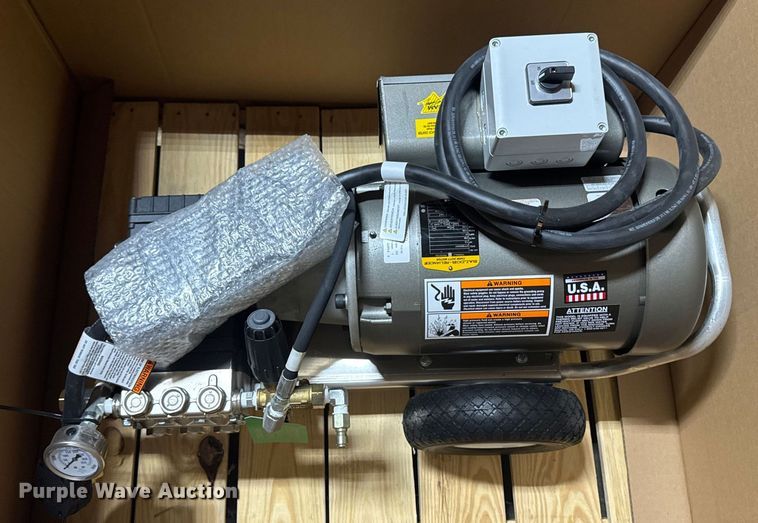 image for item EM2286 (2) Cam spray 2305X-GFCI pressure washers