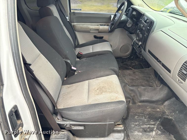 image for item EM2594 2008 Chevrolet Silverado 1500 Ext. Cab pickup truck