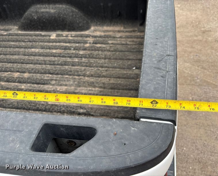 image for item EM5058 2018 Chevrolet Silverado 1500 Z71 Crew Cab pickup truck