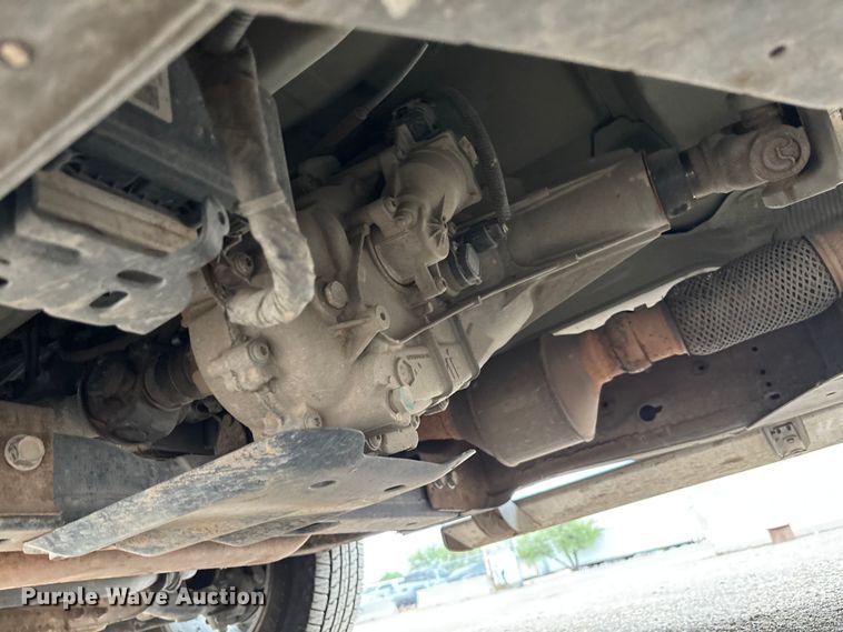 image for item EM5058 2018 Chevrolet Silverado 1500 Z71 Crew Cab pickup truck